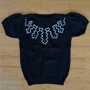 Wye Oaks vintage Black Sweater with White Accents